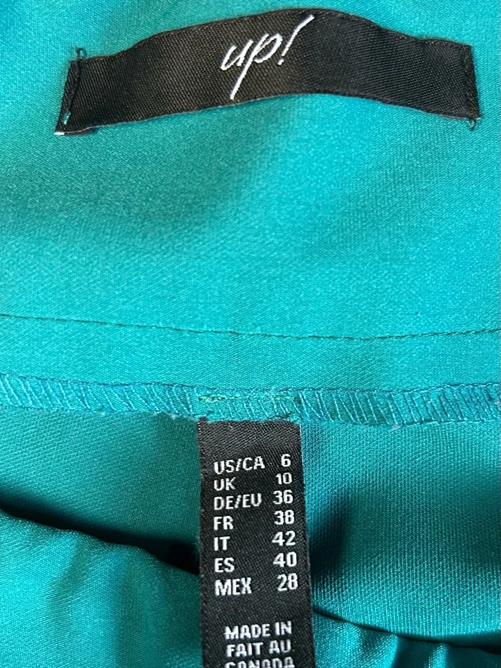 up! Emerald Green Pull-On Ankle Pants Women’s Size 6 Stretch Career Crop
